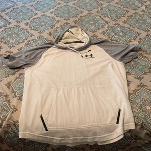 Under Armor - Short Sleeve Hoodie